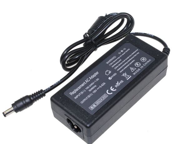 LAPTOP CHARGER TOSHIBA19V3.42A5.5*2.5