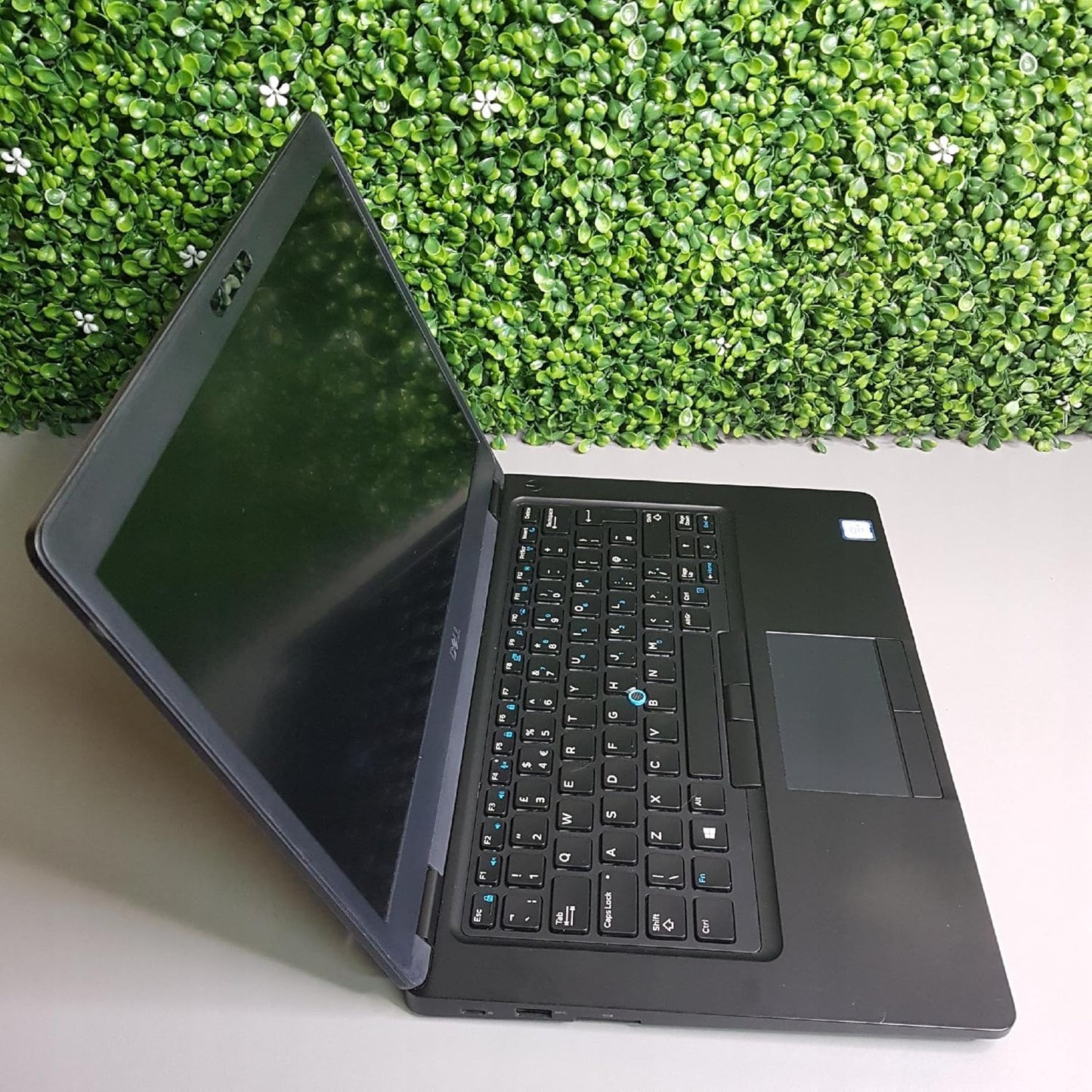 Dell Latitude 5490 | 14 inch Full HD FHD Business Laptop | Intel 8th Gen i5-8350U Quad Core | 16GB DDR4 | 256GB SSD