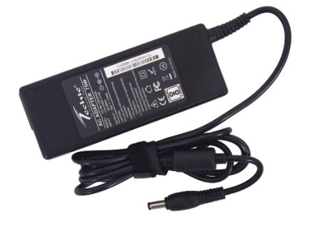 LAPTOP CHARGER TOSHIBA19V3.95A5.5*2.5
